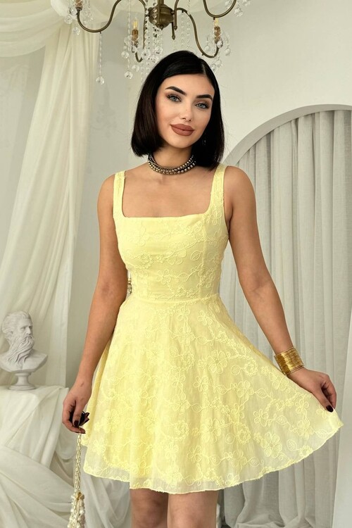 Lyro Çiçek Nakışlı Elbise