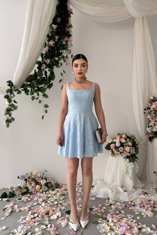 Lyro Çiçek Nakışlı Elbise