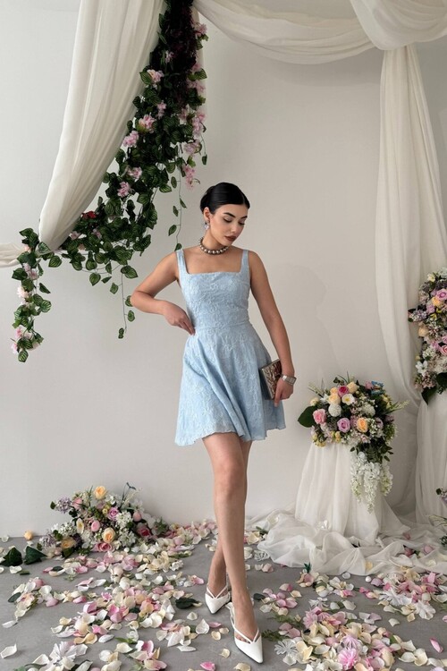 Lyro Çiçek Nakışlı Elbise