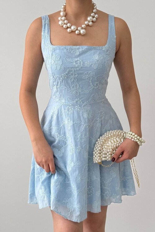 Lyro Çiçek Nakışlı Elbise