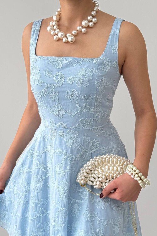 Lyro Çiçek Nakışlı Elbise