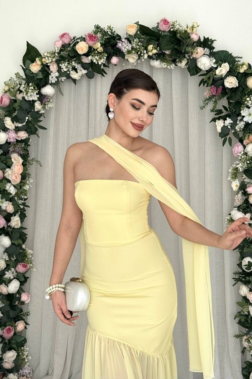 Manen Şal Detaylı Elbise