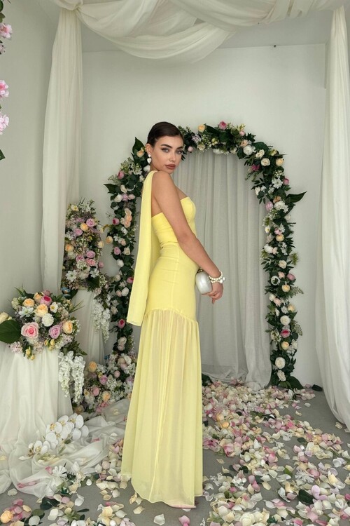 Manen Şal Detaylı Elbise