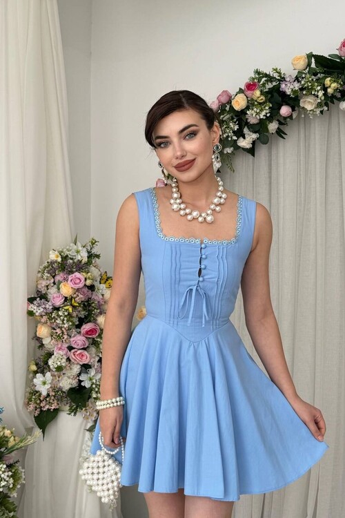 Nuklu Düğme Detaylı Elbise