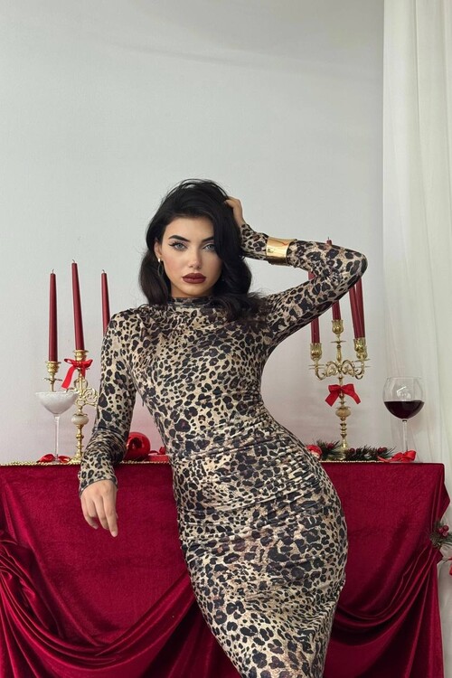 Paper Boğazlı Elbise