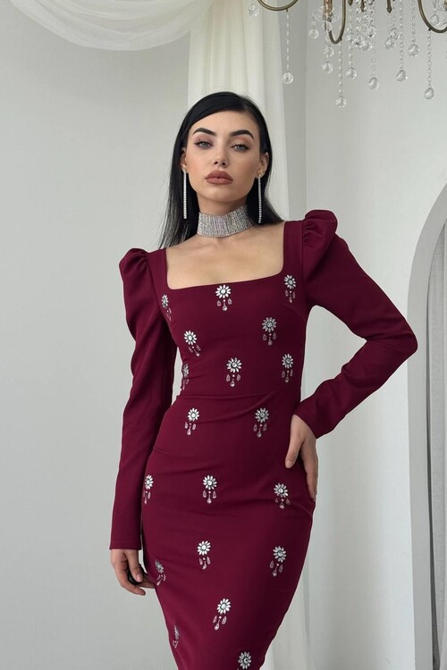 Pera Taş Detaylı Elbise