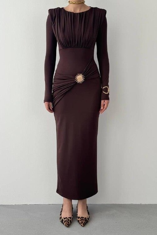 Rıva Broş Detaylı Elbise