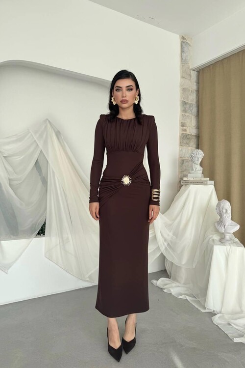 Rıva Broş Detaylı Elbise