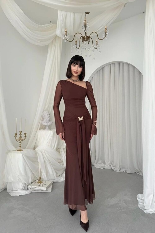 Vesso Broş Detaylı Elbise