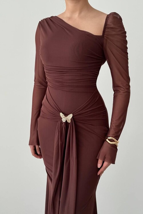 Vesso Broş Detaylı Elbise