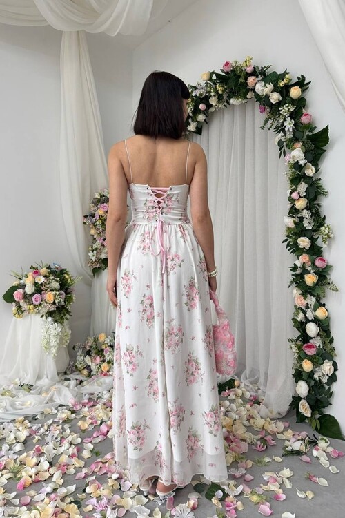 Vrone Bağcık Detaylı Elbise