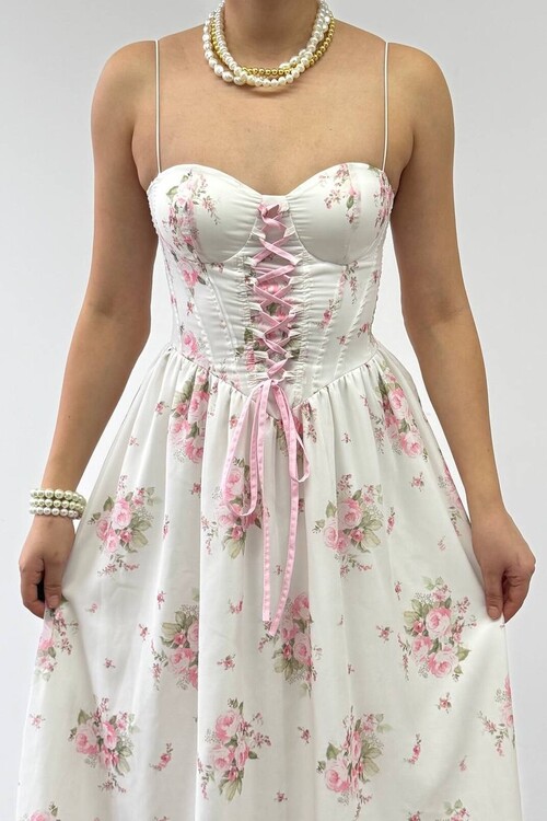 Vrone Bağcık Detaylı Elbise