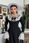 Ruyn Broş Detaylı Elbise